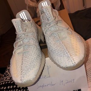 Yeezy Cloud Reflectives size 9.5